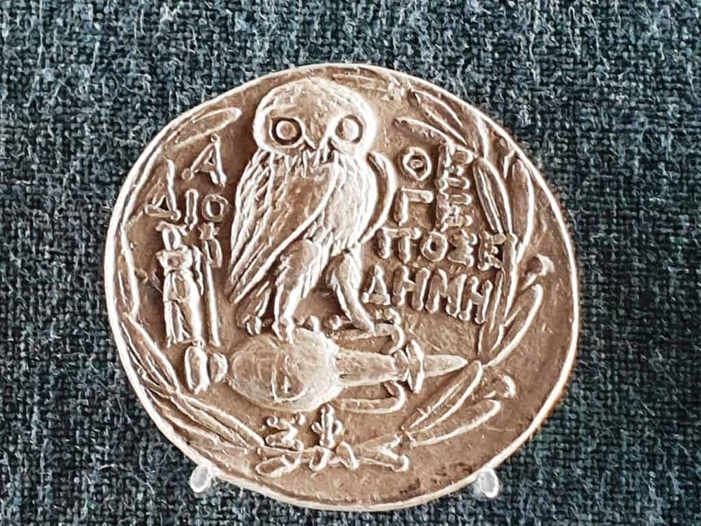 owl symbol of Athena